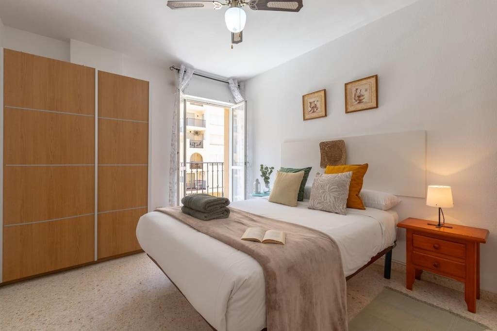 Apartamento Fuengirola Beach Apartment Екстериор снимка
