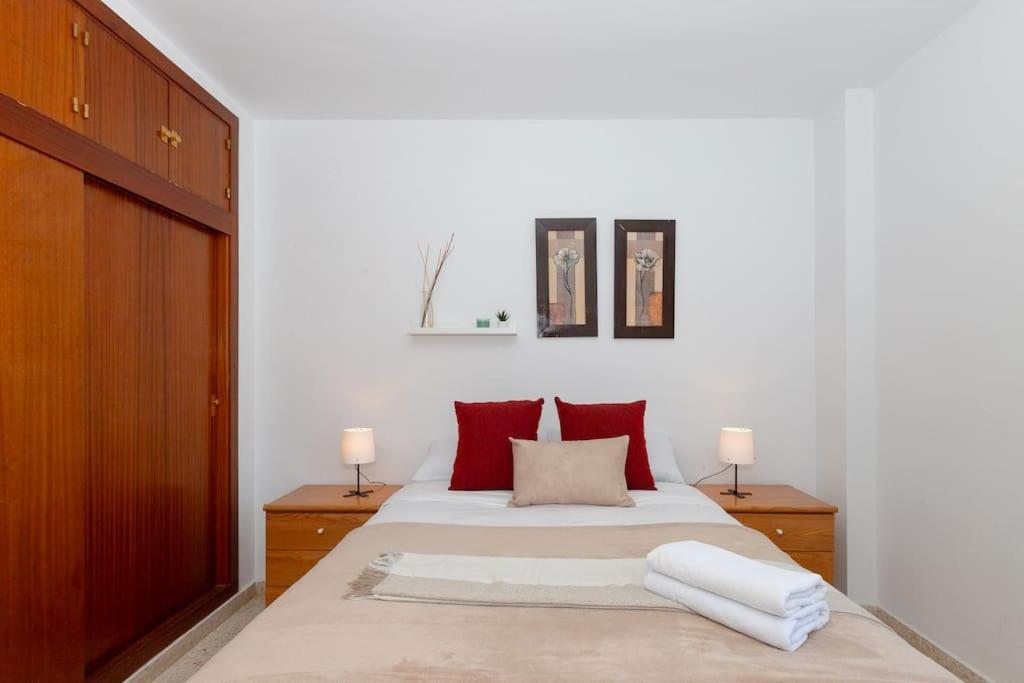 Apartamento Fuengirola Beach Apartment Екстериор снимка