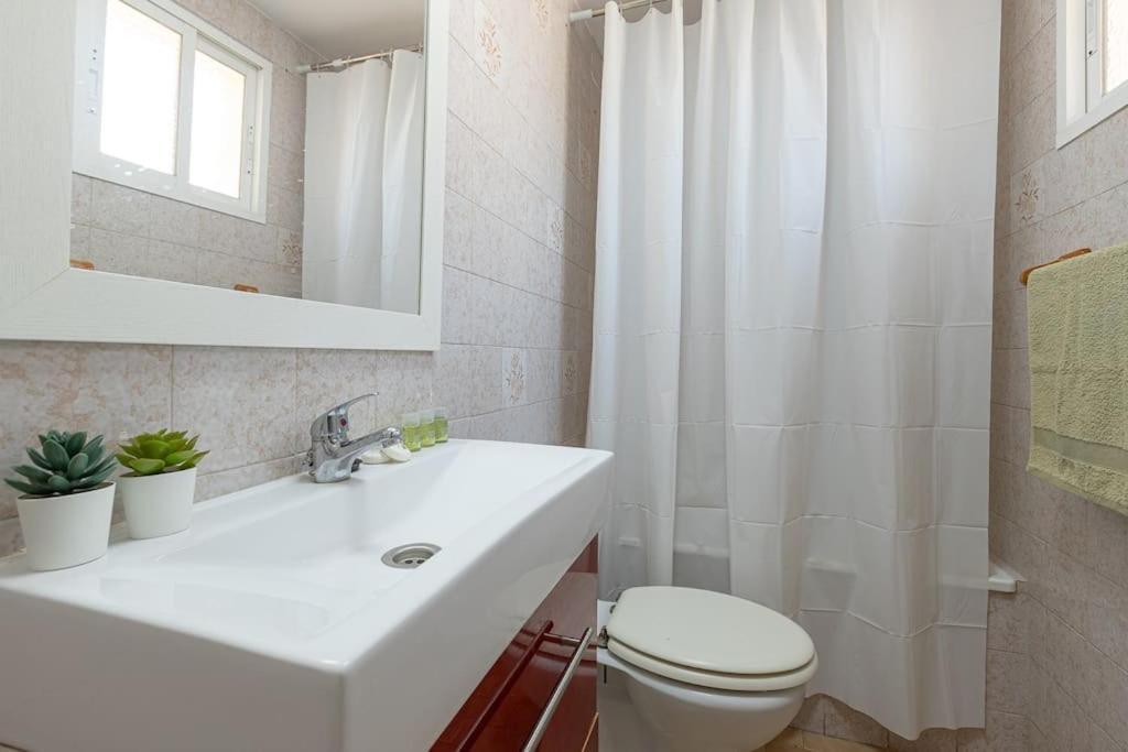 Apartamento Fuengirola Beach Apartment Екстериор снимка